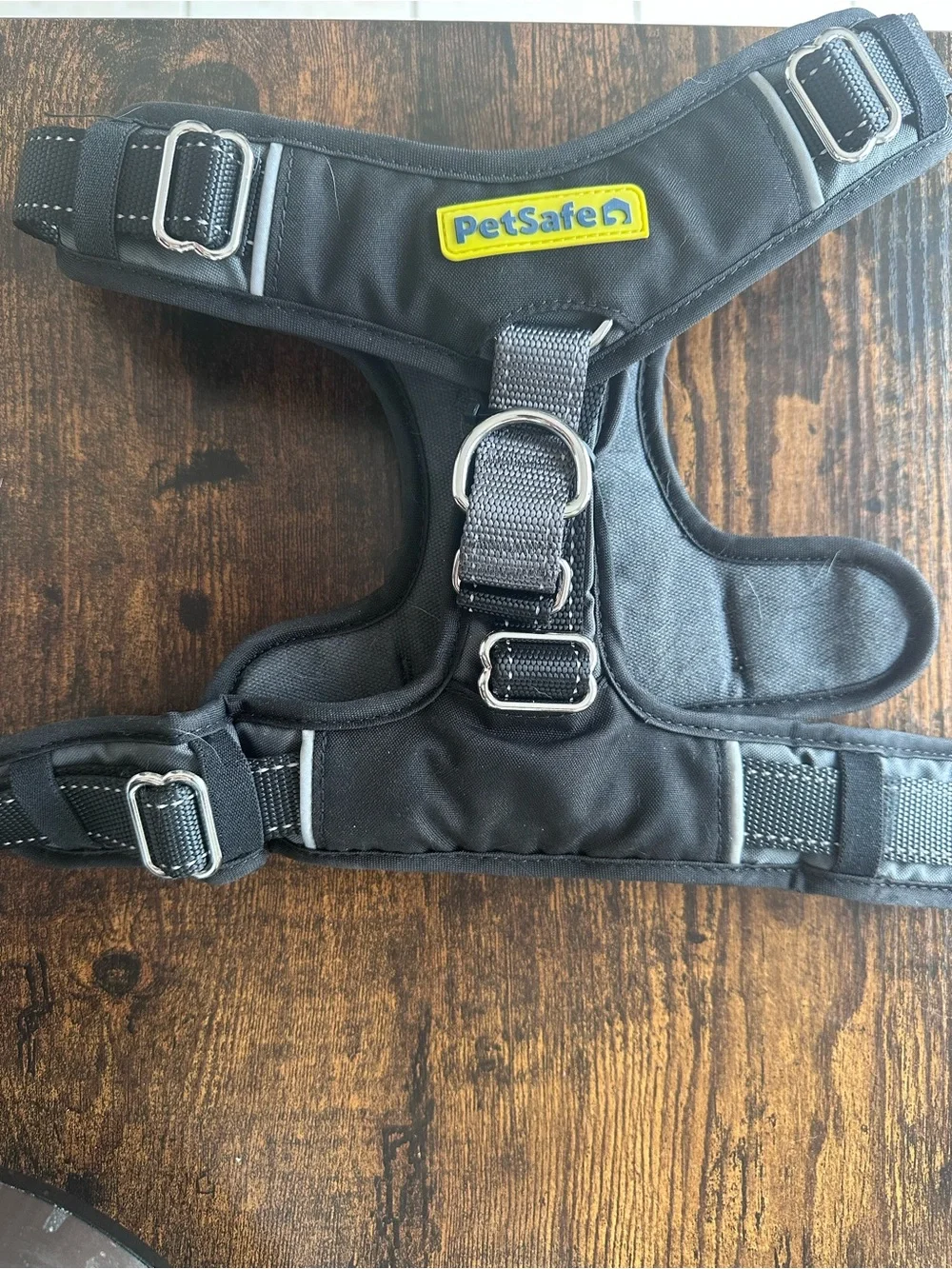 PetSafe Black No-Pull Reflective Dog Harness with Metal D-Ring